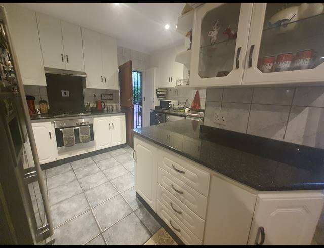 3 BEDROOM HOUSE RENTED IN GARSFONTEIN